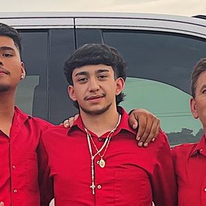 Meet your Posher, Juan